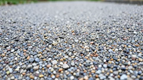 ile kosztuje tłuczeń na podjazd