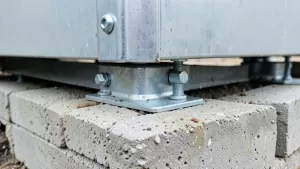 Jak Zakotwiczyć Garaż Blaszany Do Bloczków Betonowych