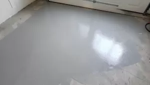 Jaka farba do garażu na podłogę