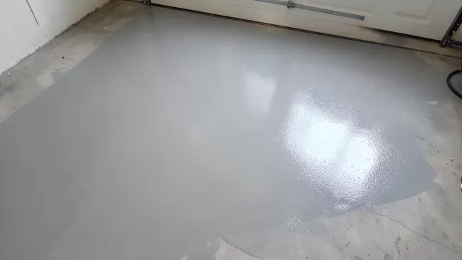 Jaka farba do garażu na podłogę