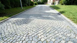 Koszt wykonania podjazdu z kostki brukowej Toruń