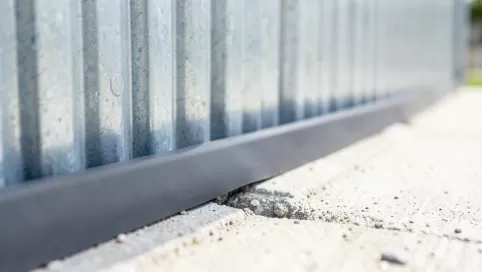 uszczelka do garażu blaszanego