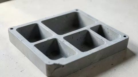 forma do płyt betonowych