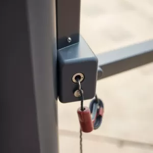 Jak otworzyć bramę wjazdową gdy nie ma prądu