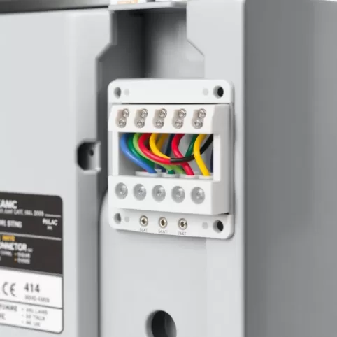 Jak podłączyć napęd bramy dwuskrzydłowej FAAC 414