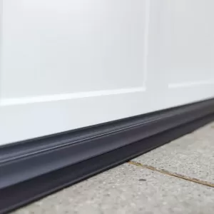 Jak uszczelnić bramę garażową segmentową