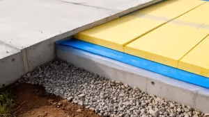 jak zaizolować płytę fundamentową