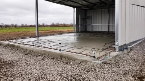 jaki fundament pod garaż blaszany