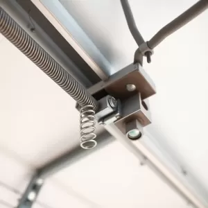 Regulacja wysokości bramy garażowej Wiśniowski