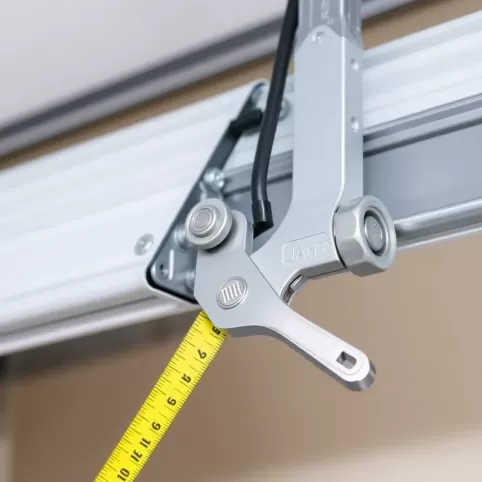 Zmiana wysokości bramy segmentowej